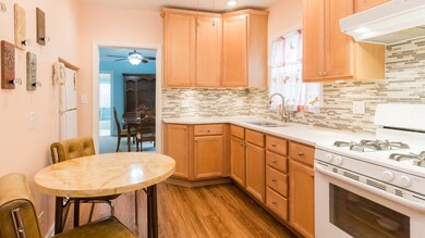 6032 N Fairfield Ave, Chicago, IL 60659 - photo 6