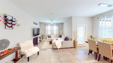 9776 Pembrooke Pines Dr, Ruskin, FL 33573 - photo 6