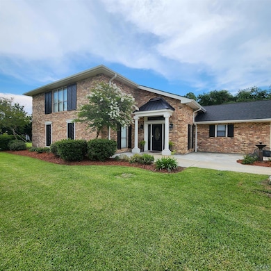 189 Palm Ave, Larose, LA 70373 - photo 2