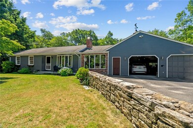 512 Chestnut Hill Rd, Chepachet, RI 02814 - photo 2