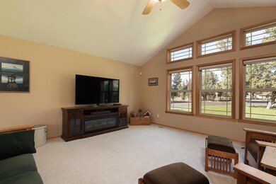 64481 Mcgrath Rd, Bend, OR 97701 - photo 7