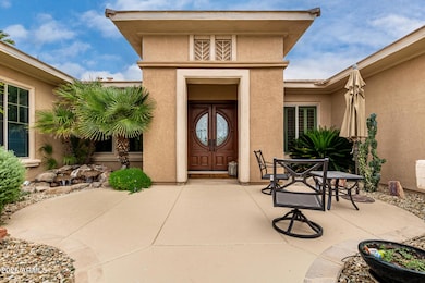 17121 W Whitmore Hall Ln, Surprise, AZ 85387 - photo 5