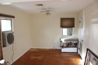 1126 SW Rogue River Ave, Grants Pass, OR 97526 - photo 3