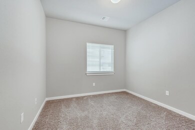 13849 Lago Vista Ave, Horizon City, TX 79928 - photo 5