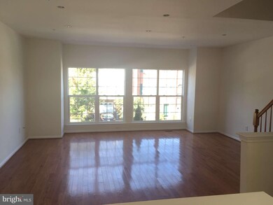 10505 Glen Manor Dr, Bowie, MD 20720 - photo 5