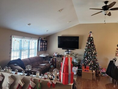 95 Frederick St, Fall River, MA 02721 - photo 5