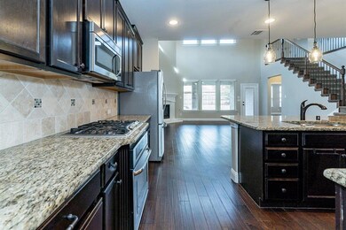 2305 Marigold Dr, Rowlett, TX 75089 - photo 6