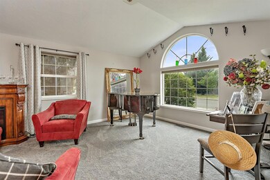 3030 Ruby Dr, Medford, OR 97504 - photo 5