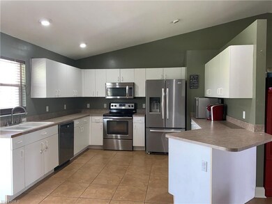 843 Nyasa Ave, Fort Myers, FL 33913 - photo 5