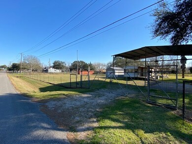 8402 W Sherri Cir, Manvel, TX 77578 - photo 2