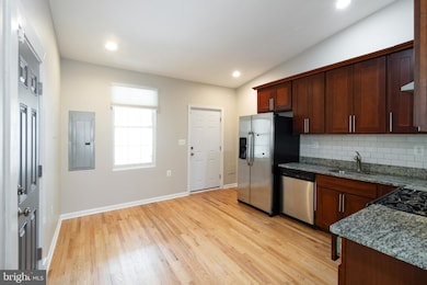 1025 Hollins St, Baltimore, MD 21223 - photo 6