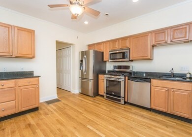 44 Vernon St unit 3, Waltham, MA 02453 - photo 4