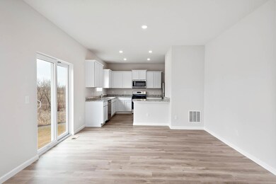 160 Summerfield Dr, Waverly, MN 55390 - photo 4