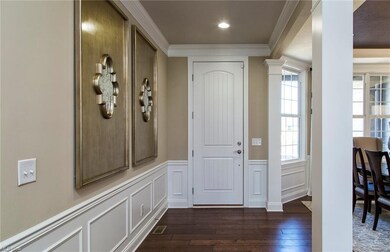 639 Shinnecock Ln, Aurora, OH 44202 - photo 2