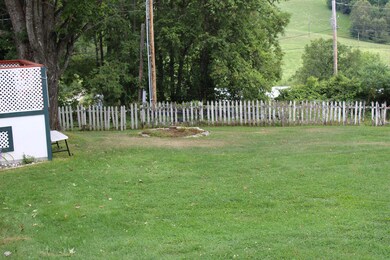 24 Hillside Ln, Barnet, VT 05821 - photo 3