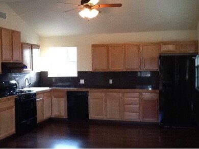 Kitchen/granite counters
