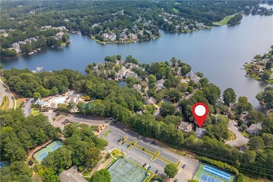 1585 Spinnaker Dr, Alpharetta, GA 30005 - photo 3