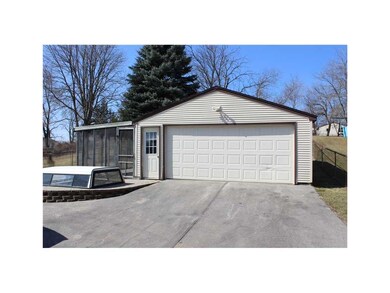 Garage.