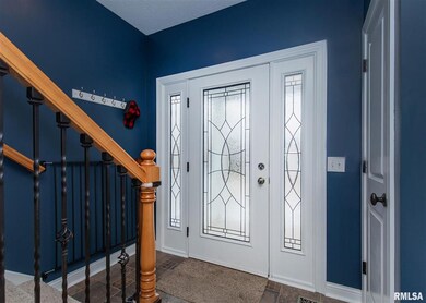 1601 W 68th St, Davenport, IA 52806 - photo 4