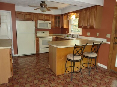 10 Winter Cir, Litchfield, NH 03052 - photo 2