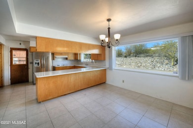 Kitchen Dining -Lots of Light