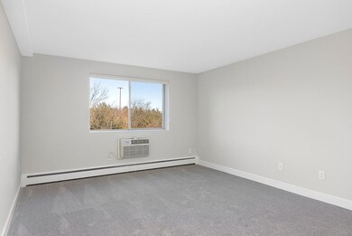 7 Stonehill Dr unit 1h, Stoneham, MA 02180 - photo 3