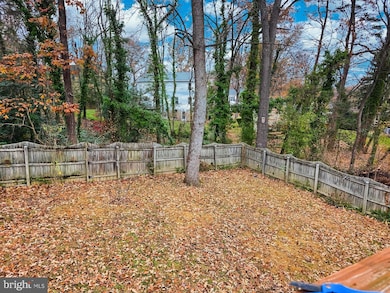 16039 Fairway Dr, Dumfries, VA 22025 - photo 2