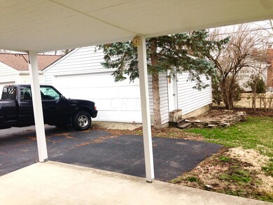 Backyard_garage.jpg