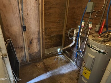 6361 Delacy Rd, Jacksonville, FL 32244 - photo 4