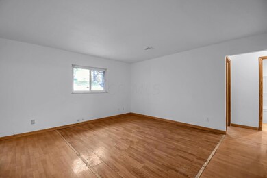 7-web-or-mls-3829-gilroy-rd