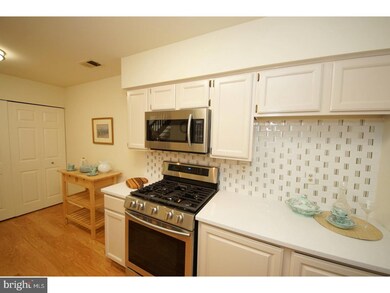 8E Brookline Ct, Princeton, NJ 08540 - photo 5