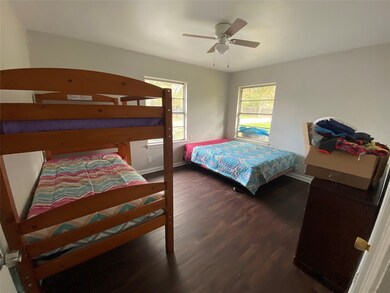 3618 Chaffin St, Houston, TX 77087 - photo 6