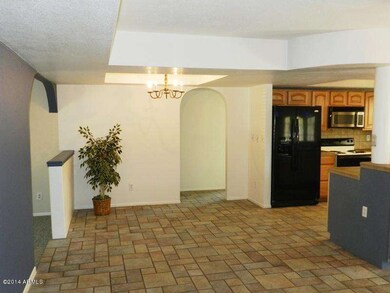 213 E Brentrup Dr, Tempe, AZ 85283 - photo 3