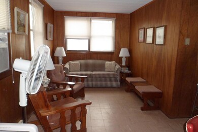 204 midway 004