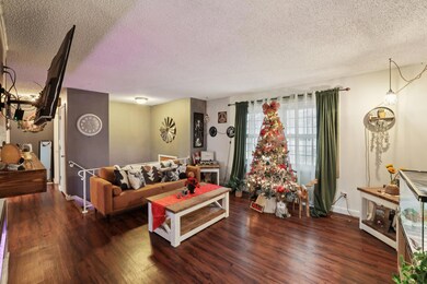 1008 S 8th Ave E, Newton, IA 50208 - photo 5