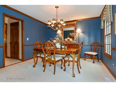 1119 Kenilworth Cir, Naperville, IL 60540 - photo 4