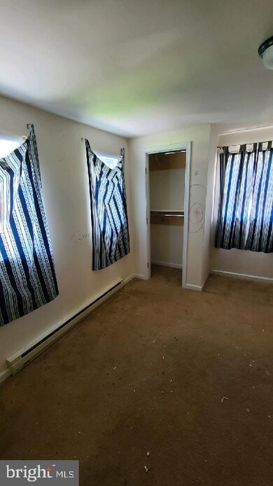 337 N Locust St, Hagerstown, MD 21740 - photo 6