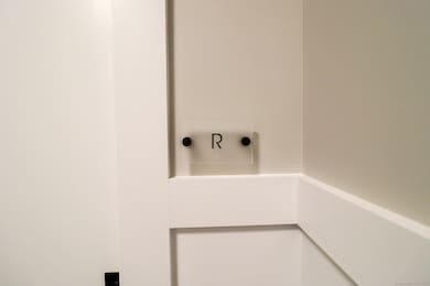 300 Harbour Close unit R, New Haven, CT 06519 - photo 5