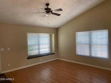 1237 E Utopia Rd, Phoenix, AZ 85024 - photo 4