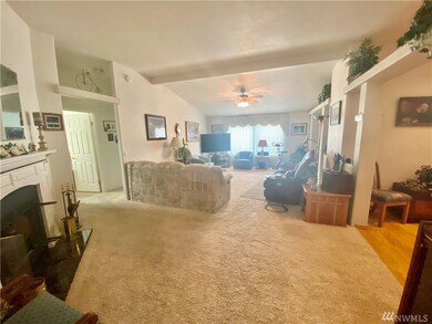 14719 122nd St E unit 45, Puyallup, WA 98374 - photo 5