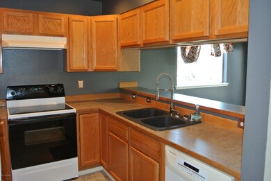 Kitchen with Electric Range/Oven