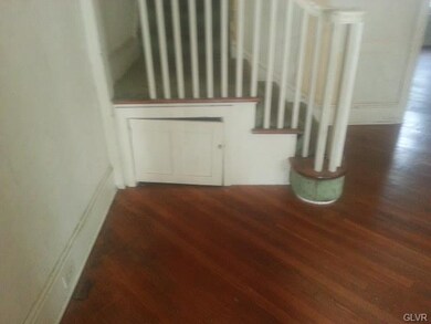 1233 W Turner St, Allentown, PA 18102 - photo 5