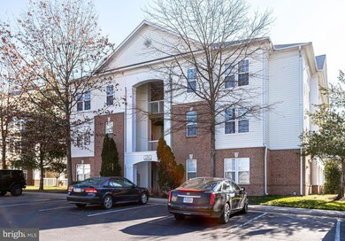 22641 Blue Elder Terrace unit 301, Ashburn, VA 20148 - photo 2