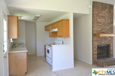 308 Rodeo Cir, Copperas Cove, TX 76522 - photo 3