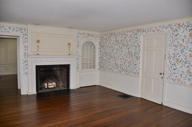 4 Gray Gardens W unit 4, Cambridge, MA 02138 - photo 7