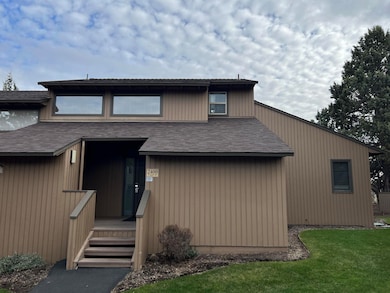 2400 Snowgoose Dr unit RV-12-E, Redmond, OR 97756 - photo 2