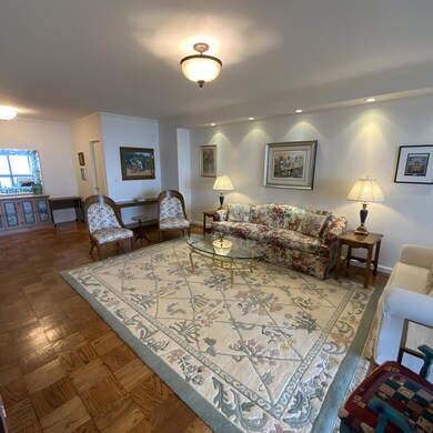 North Shore Towers unit 26-G, Oakland Gardens, NY 11364 - photo 5