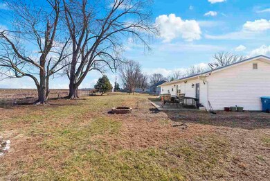 1615 W Sitting Bull Dr, Terre Haute, IN 47802 - photo 6