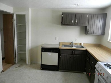 3714 Shirley Ln, Columbus, OH 43228 - photo 5