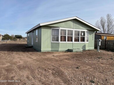 25373 N Robin Dr, Paulden, AZ 86334 - photo 2